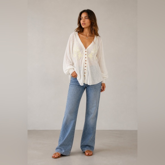 Free People Sweaters - Free people ballon sleeve embroidered top